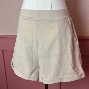 cottage indie lightweight shorts

princess polly
sz us 6
beige